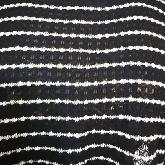 Soprano knit crop top size Medium - Picture 5 of 8